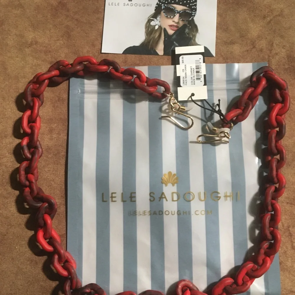 LELE SADOUGHI NWT AUTHENTIC GARNET & BLACK RESIN CABLE LINK FACE MASK CH…